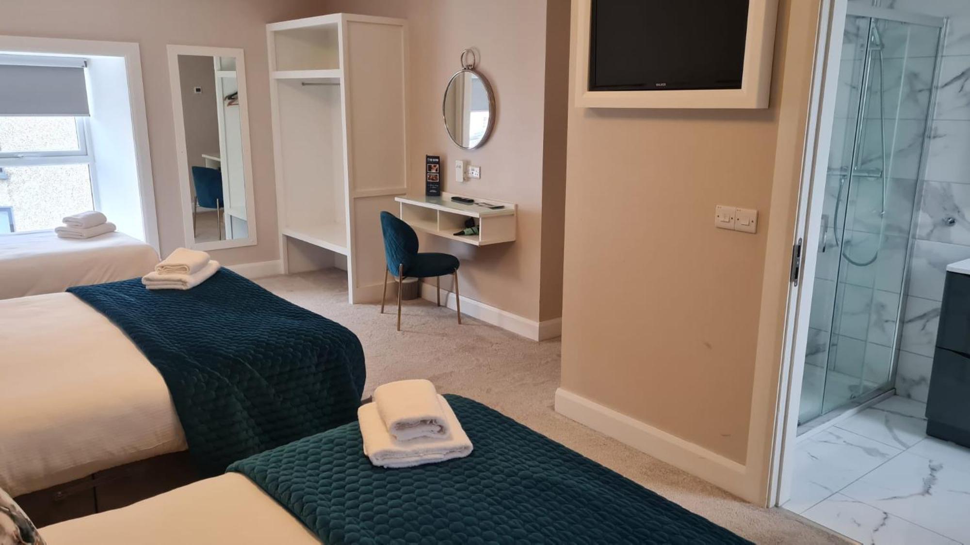 The Dolphin Hotel Crossmolina 외부 사진